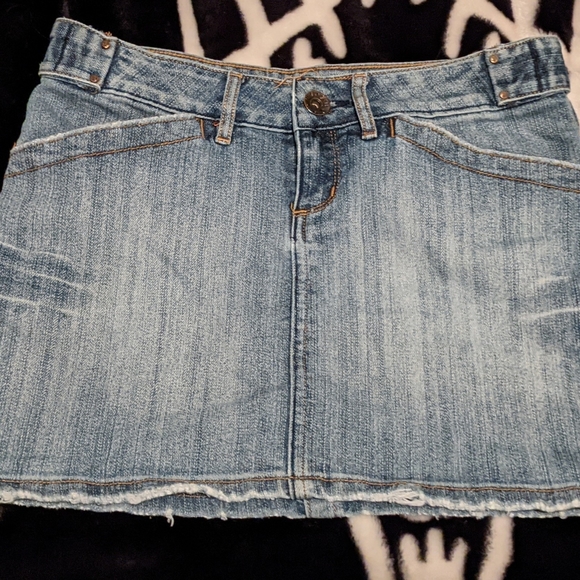 Jean skirt - Picture 2 of 2
